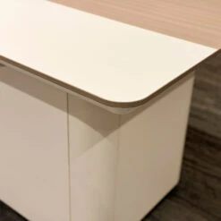 LUSH Executive Desk Right Return 240cm - White & Taupe(Lush Executive Desk Right Return 240cm Grey) -Modern Furniture DF DDE D0120 RCloseup2 DeskRightRet200CM 1000 924aa1ab 0226 4616 97b6 0a95a7823919