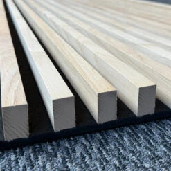 WOODFLEX Flexible Acoustic Battened Wood Slat Panel - 3 Sided Full Wrap Oak Veneer - 2700mm X 600mm(Woodflex Flexible Acoustic Wood Slat Panel 3 Sided Full Wrap Battens Oak Veneer 2700mm X 600mm) -Modern Furniture KSL KVWIN270Closeup3 1000
