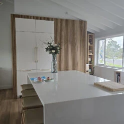 WOODFLEX Outdoor & Indoor Solid Hard Wood Slat Wall Ceiling Pool Fence Cladding - Oak - 2700mm X 545mm(Solid Wood Outdoor Indoor Slat Wall Ceiling Cladding Oak 4pc Set) -Modern Furniture Kitchen Cabinetry 2 1000